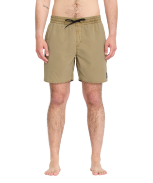 CENTER TRUNK 17