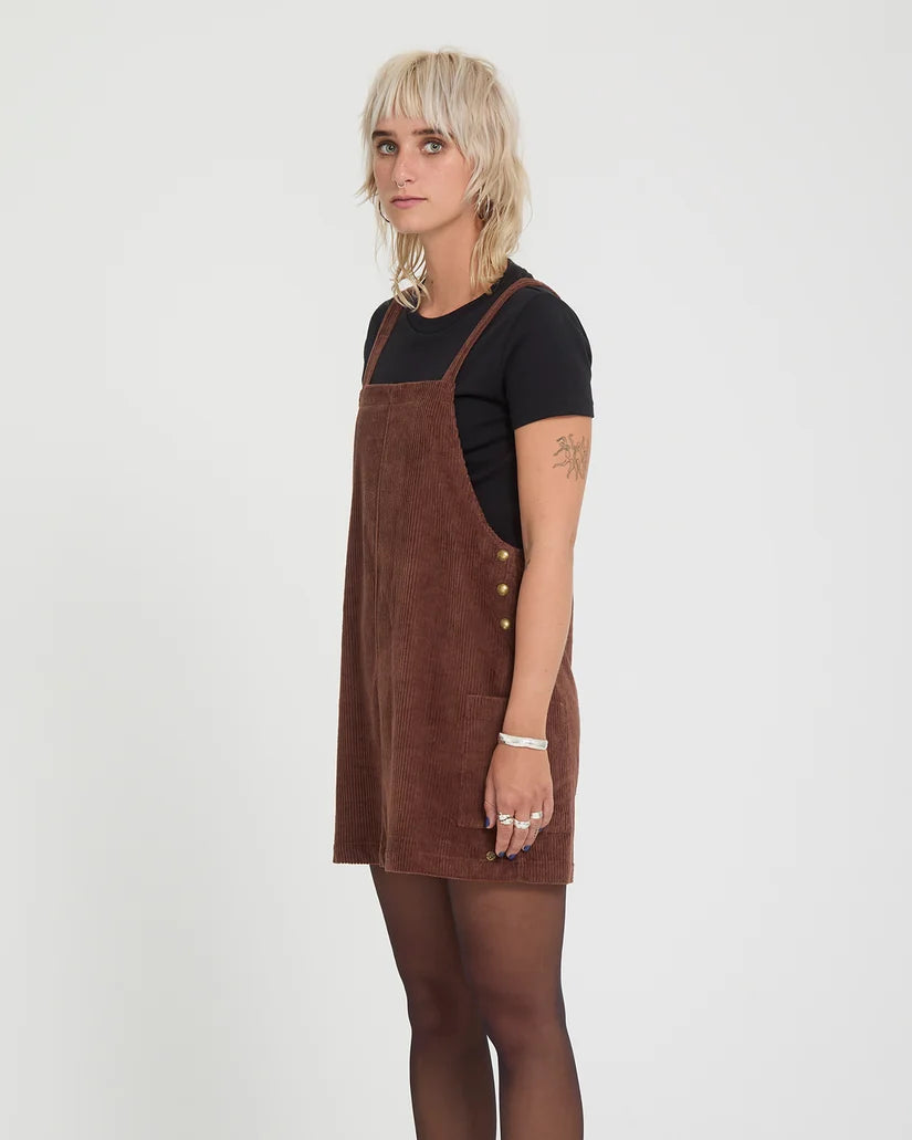 26 WMNS POWER CHORD DRESS