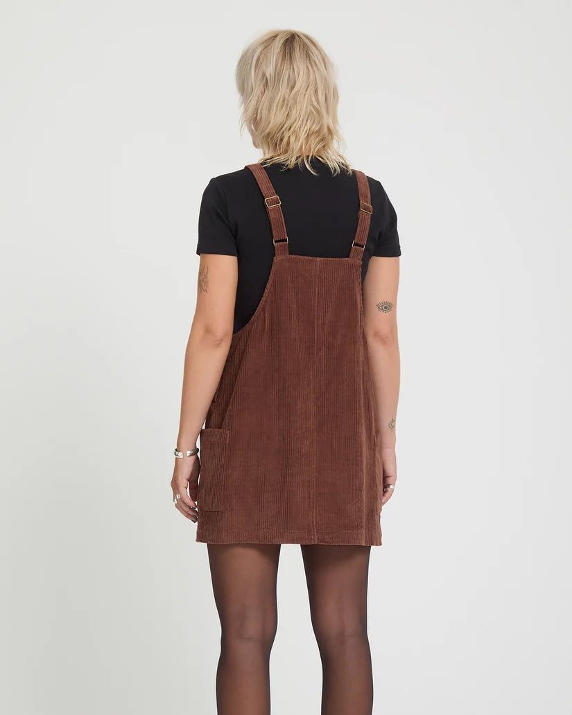 26 WMNS POWER CHORD DRESS